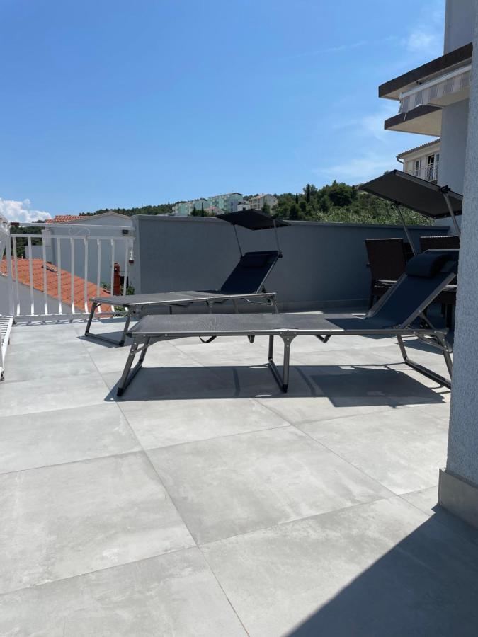 Apartment Roko Trogir Exterior foto